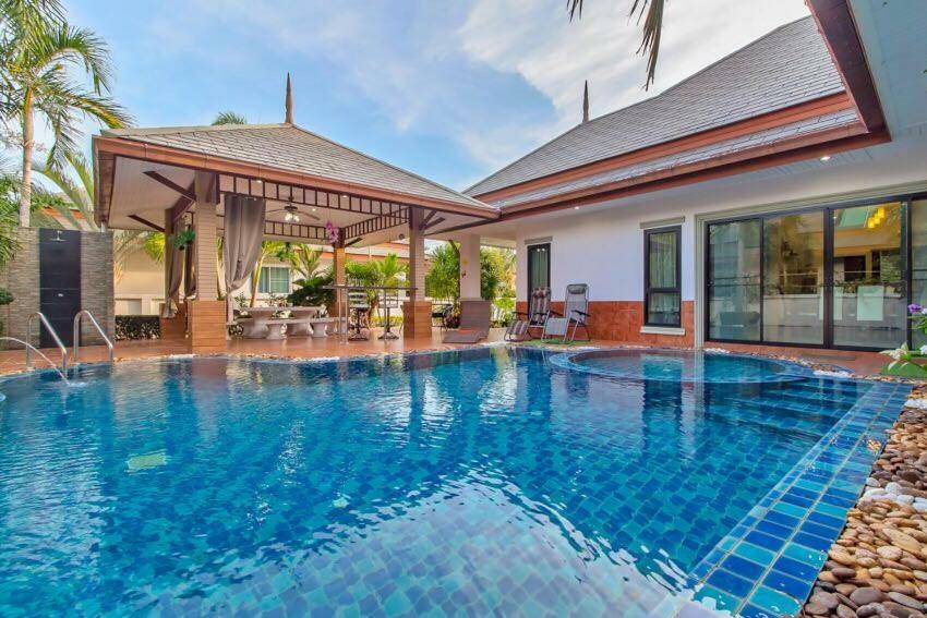 Villa Nataly Na Chom Thian Esterno foto